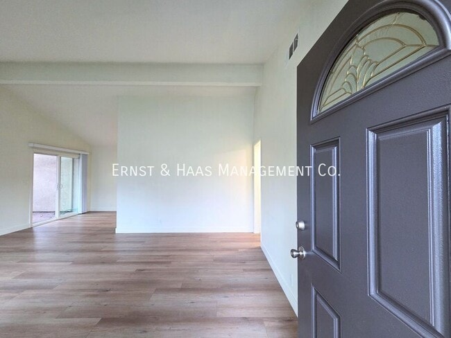 Building Photo - 12512 Cuesta Dr