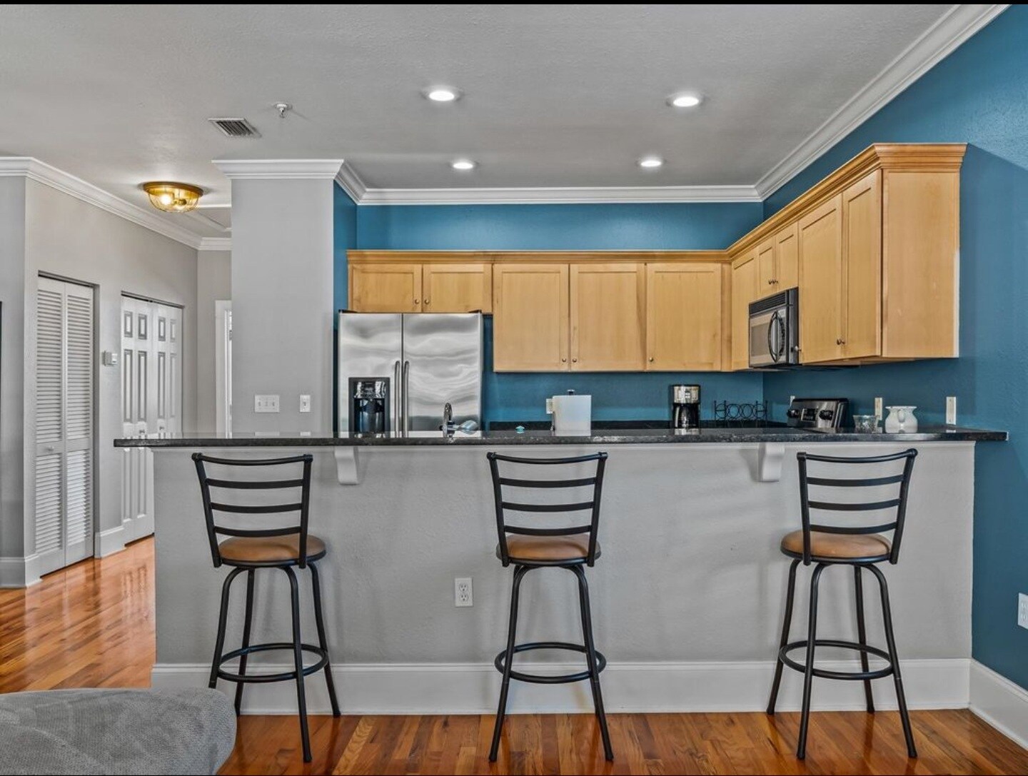 Building Photo - 415 Saint Francis St