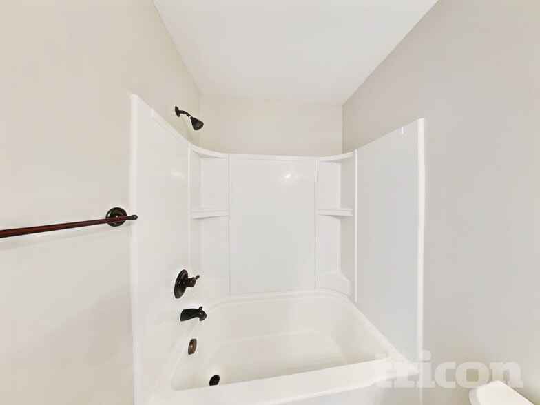 Building Photo - 651 Braekel Way