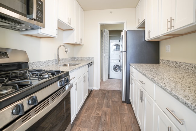 Building Photo - Regency Towers