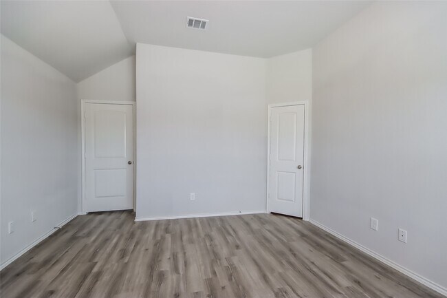 Building Photo - 22440 Clear Castle Dr