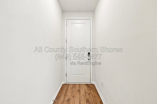Building Photo - 3414 Bells Lk Cir