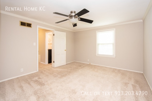 Building Photo - 8541 High Dr
