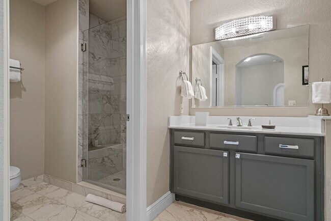 Building Photo - 1327 Seven Eagles Ct