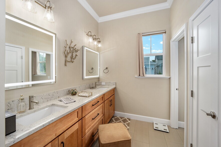 Double Vanity - 13265 SW 9th Rd