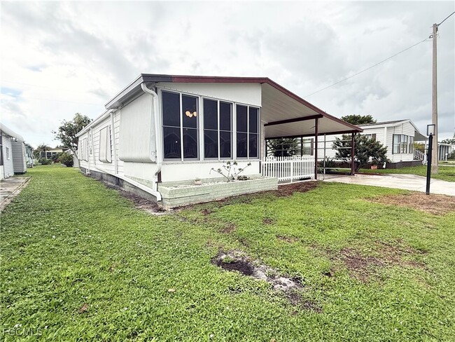 Building Photo - 3404 Rainbow Ln