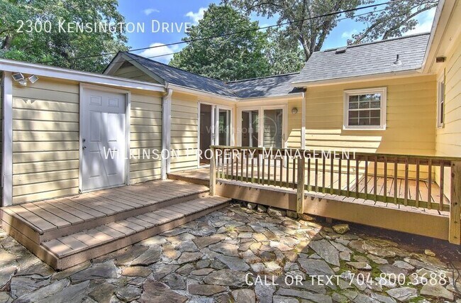 Building Photo - 2300 Kensington Dr