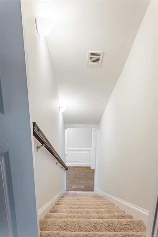 Building Photo - 1133 Benjamin Wy