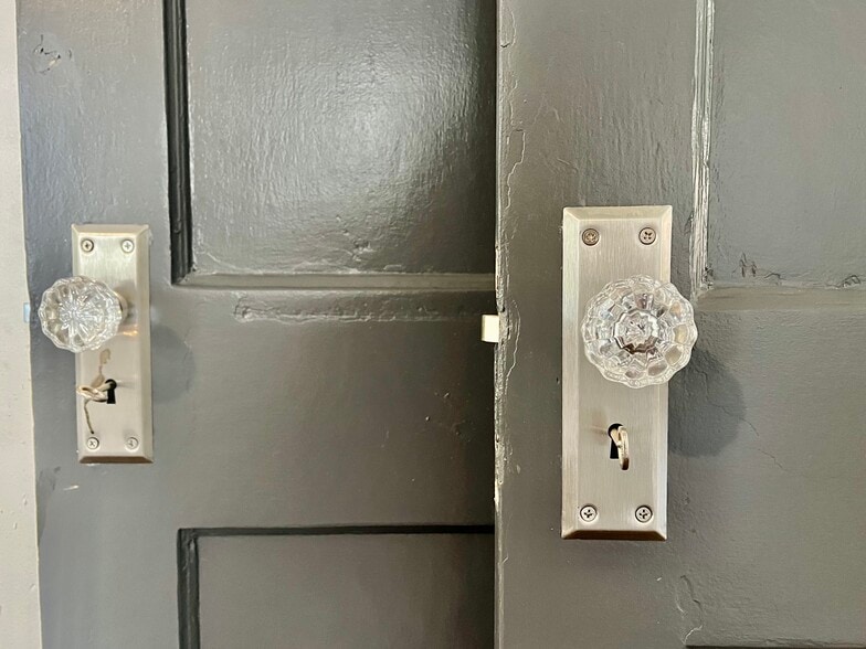 Building Photo - 1326 Allegheny St SW