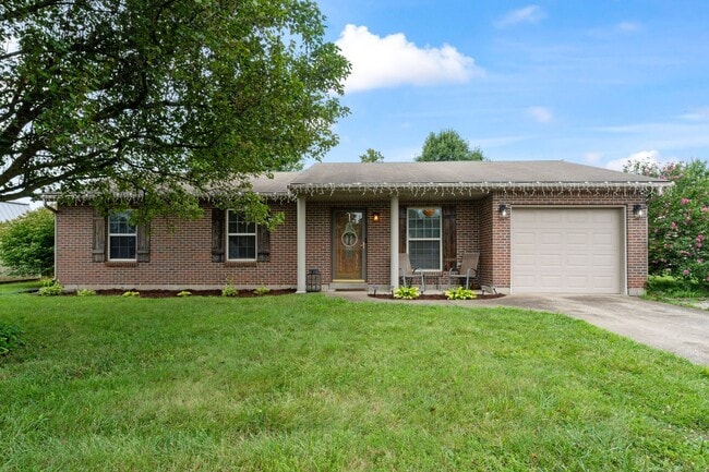 Primary Photo - 3 Bedroom 1 1/2 Bath Home for Rent in Charlestown Indiana