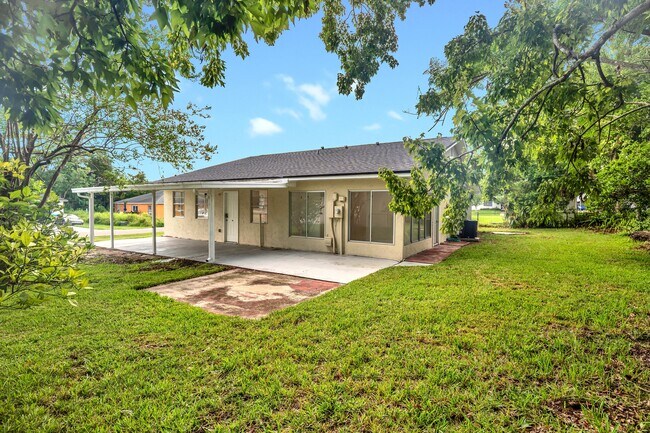 Building Photo - 1516 Zinnia Dr