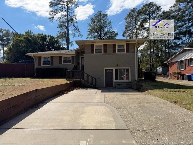 Building Photo - 1817 McGougan Rd