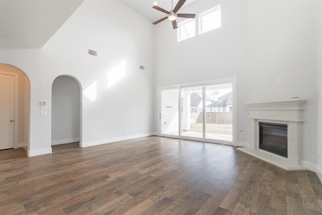 Building Photo - 16 Clearview Terrace Pl