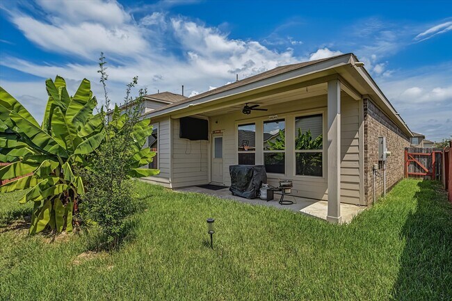 Building Photo - 16534 Twinwalker Drive