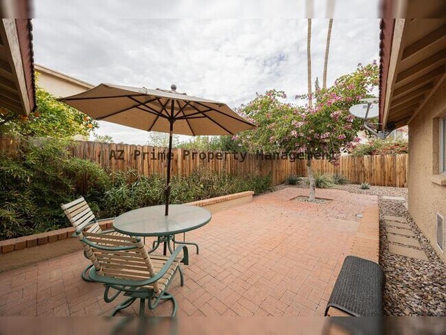 Building Photo - 1610 E Windjammer Way