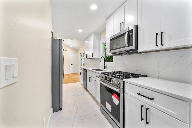 Building Photo - 4043 Chedworth Way