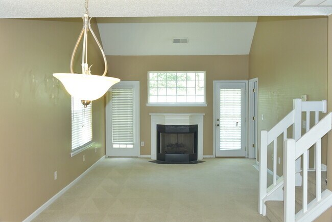 Building Photo - Charming 3BR Home in North Charlotte Near I-485 & Concord Mills