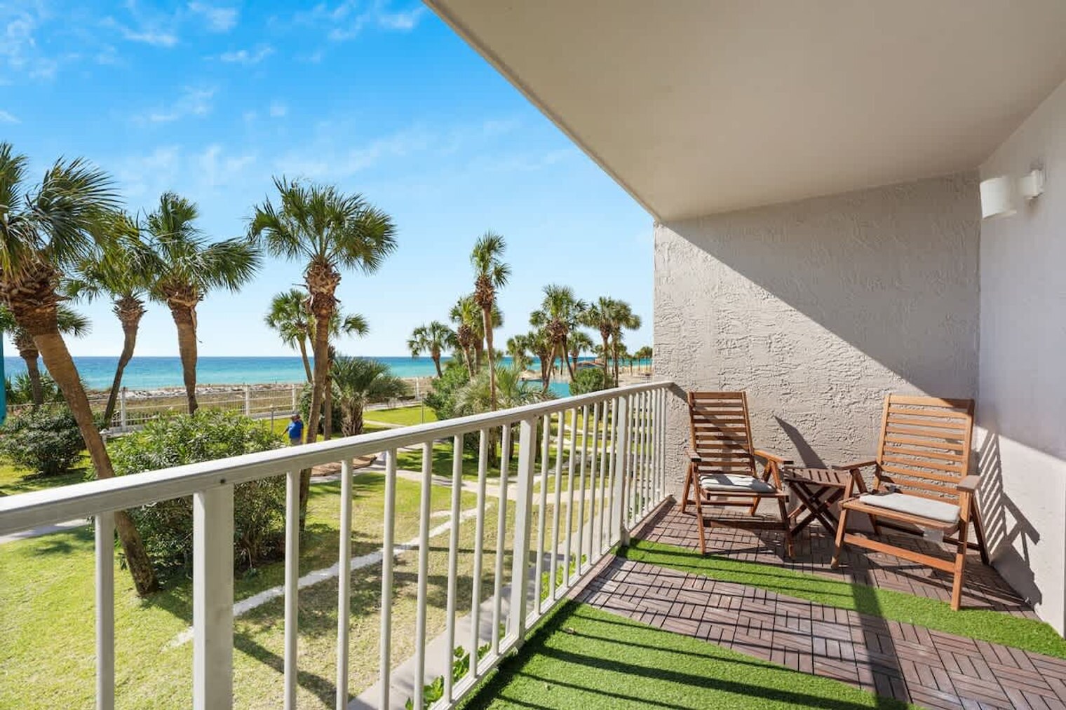 Building Photo - 8743 Thomas Dr