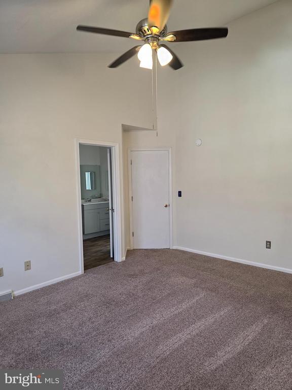 Building Photo - 529 Schooner Way