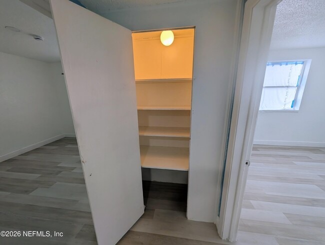 Building Photo - 1454 Ribault Scenic Dr