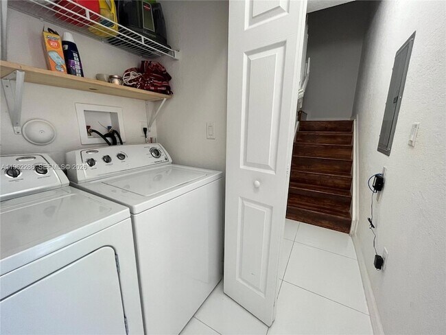 Building Photo - 10012 NW 7th St