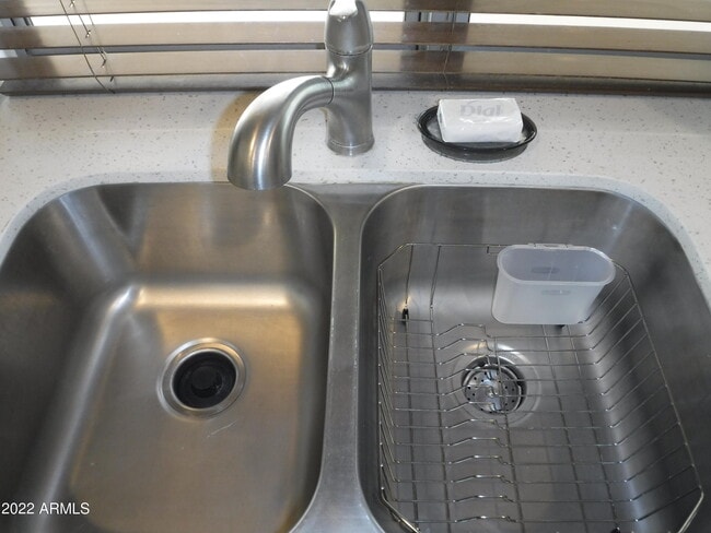 Building Photo - 11029 W Caron Dr