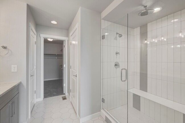 Building Photo - 8714 Vaunt Ct