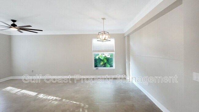 Building Photo - 8823 Haven Harbour Way