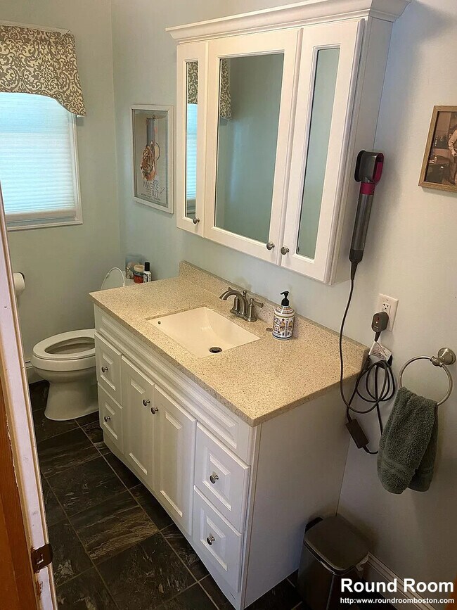 Building Photo - 4 Cocci Way