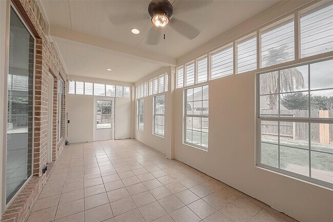 Building Photo - 17603 Yorkhill Ct