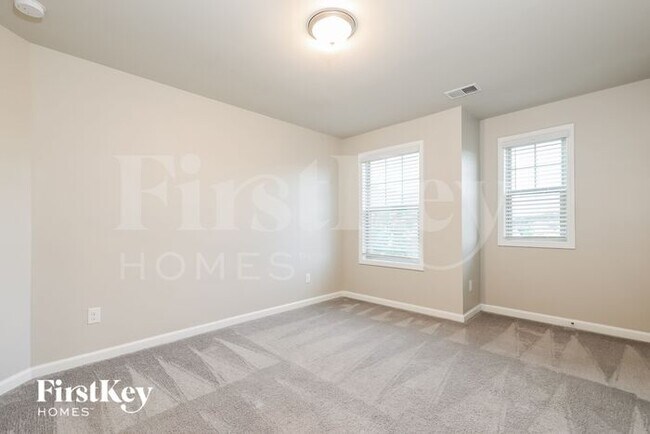 Building Photo - 3628 Moon Crest Dr