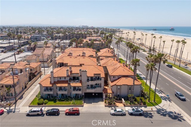 Building Photo - 1400 Pacific Coast Hwy
