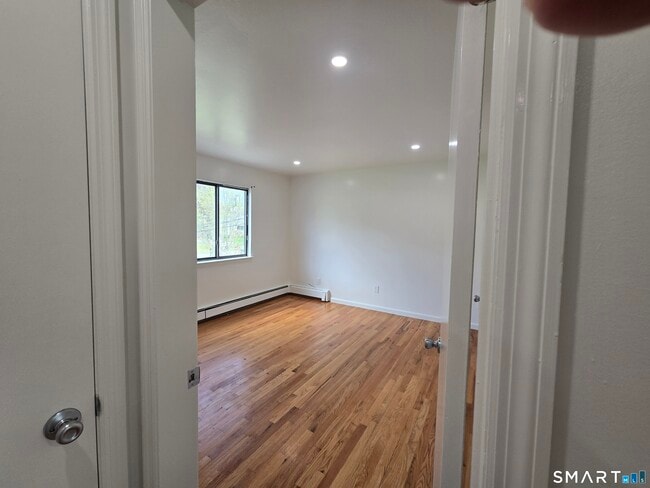 Building Photo - 17 Loughran Ave