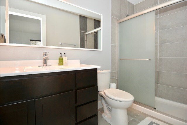 Building Photo - 1163 Regency Dr