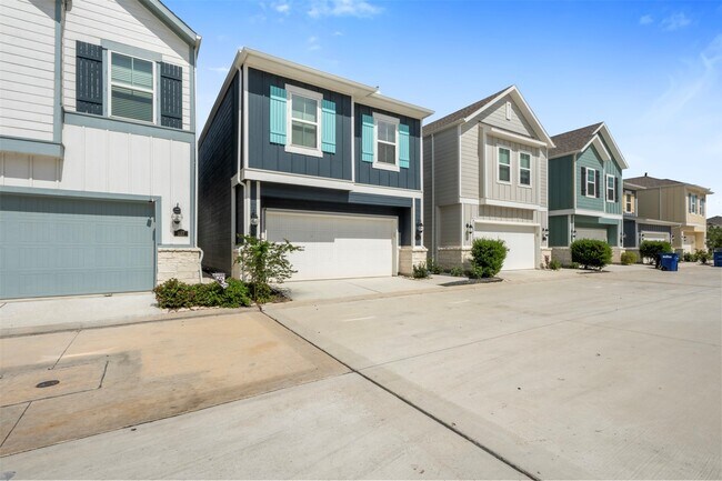 Building Photo - 635 Salt Marsh Trl