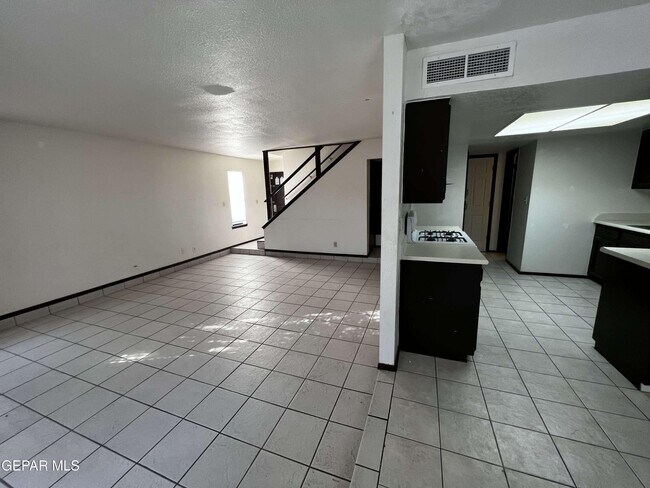 Building Photo - 1500 Monte Sanders Ln