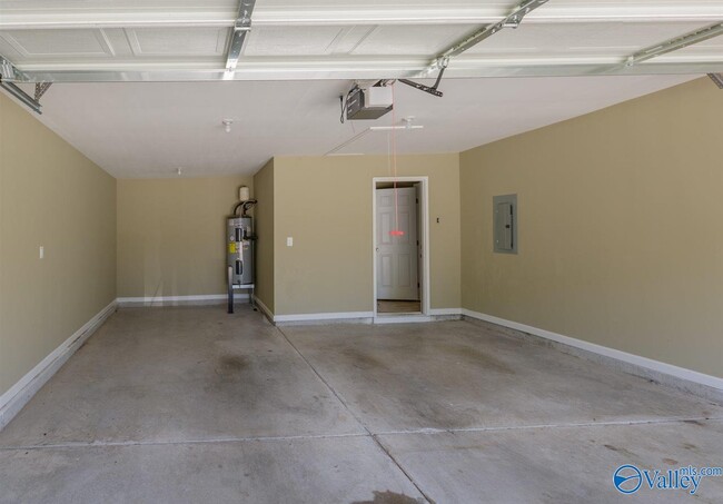 Building Photo - 488 Brooks Church Rd
