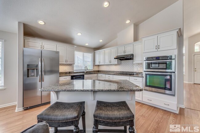 Building Photo - 4791 Mesa Meadows Dr