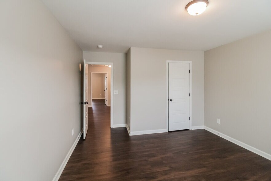 Building Photo - 522 Kirkland Dr