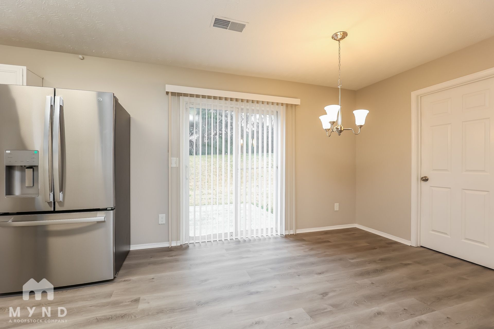 Building Photo - 2838 Creekbend Dr