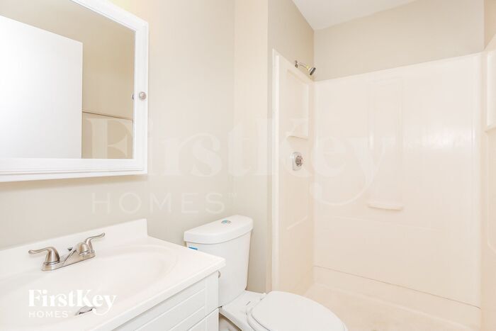 Building Photo - 8666 SW 14th St