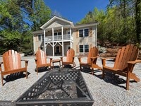 Building Photo - 85 Dixieland Ln