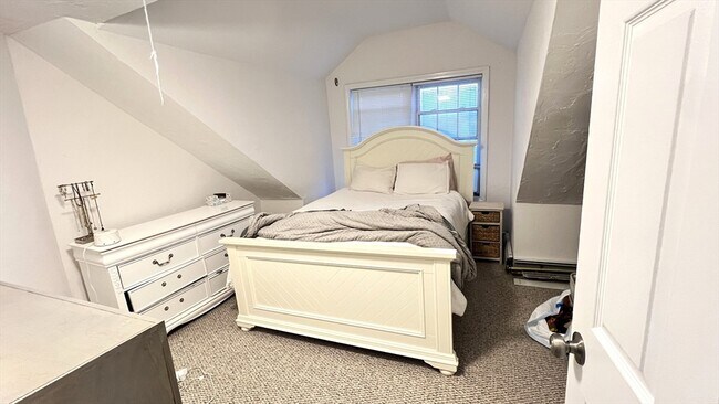 Building Photo - 50 Conant St