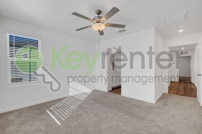 Building Photo - 4093 Southampton St