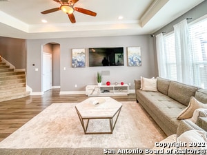 Building Photo - 7427 Valle Msn