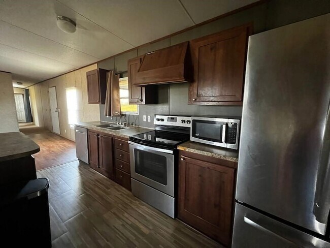 Building Photo - 18352 Wilber Rd