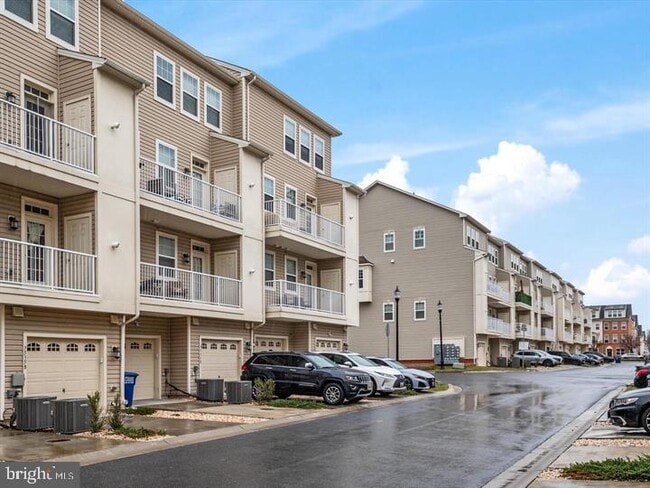 Building Photo - 7531 Crowley St