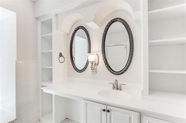 Building Photo - 1712 Scenic Dr