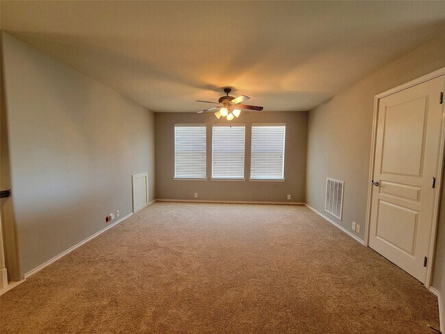 Building Photo - 17006 Cherokee Lake Ln