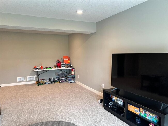 Building Photo - 20665 Gosford Way